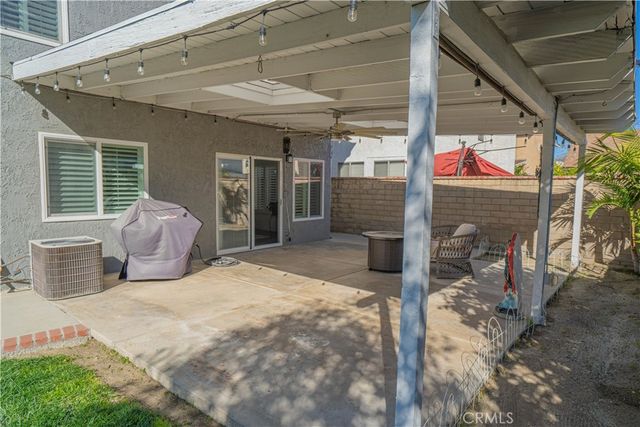 27738 Hyssop Lane, Saugus, CA 91350