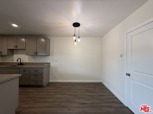 11543 Venice Boulevard 2, Los Angeles, CA 90066