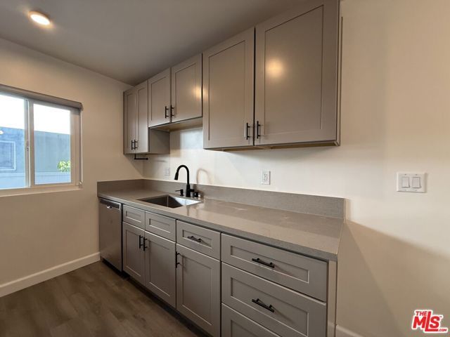 11543 Venice Boulevard 2, Los Angeles, CA 90066