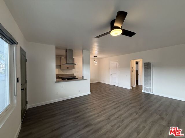 11543 Venice Boulevard 2, Los Angeles, CA 90066