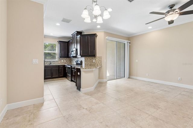606 CABERNET WAY, Oldsmar, FL 34677