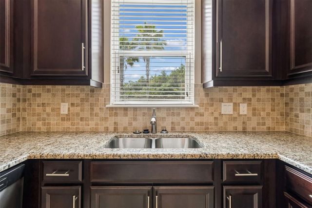606 CABERNET WAY, Oldsmar, FL 34677