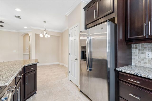 606 CABERNET WAY, Oldsmar, FL 34677