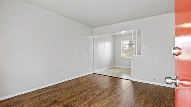 612 Marshall Road, Angleton, TX 77515