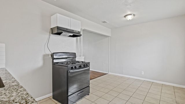 612 Marshall Road, Angleton, TX 77515