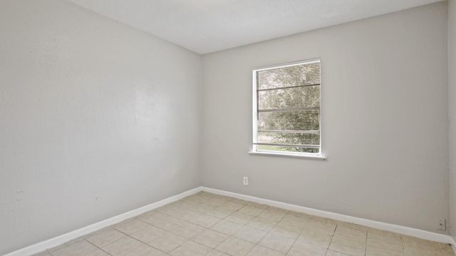 612 Marshall Road, Angleton, TX 77515