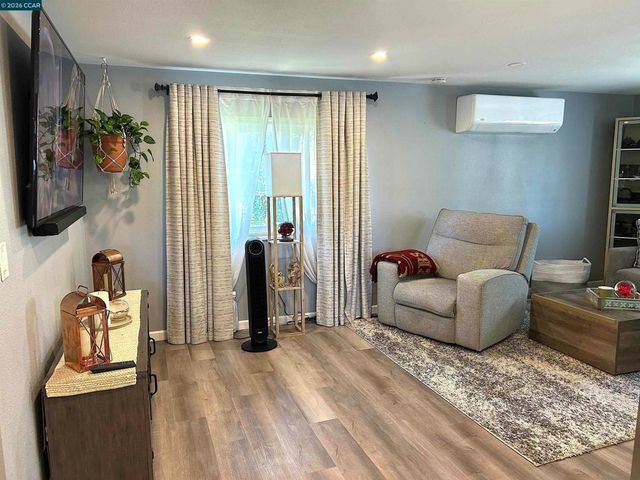 54 Kay Dr, Vallejo, CA 94590