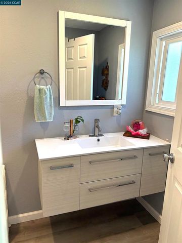 54 Kay Dr, Vallejo, CA 94590