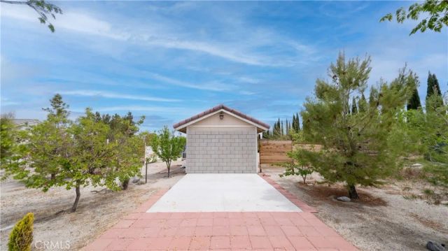 11476 Alta Vista Road, Pinon Hills, CA 92372