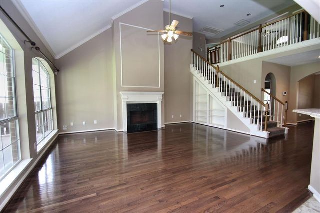 7114 Emerald Glen Drive, Sugar Land, TX 77479