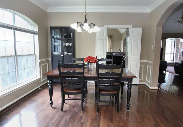 7114 Emerald Glen Drive, Sugar Land, TX 77479