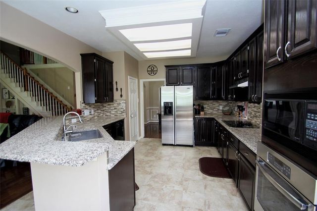 7114 Emerald Glen Drive, Sugar Land, TX 77479
