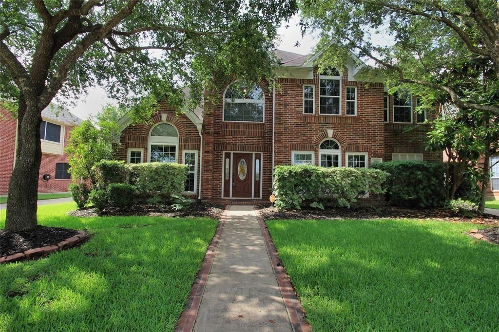7114 Emerald Glen Drive, Sugar Land, TX 77479
