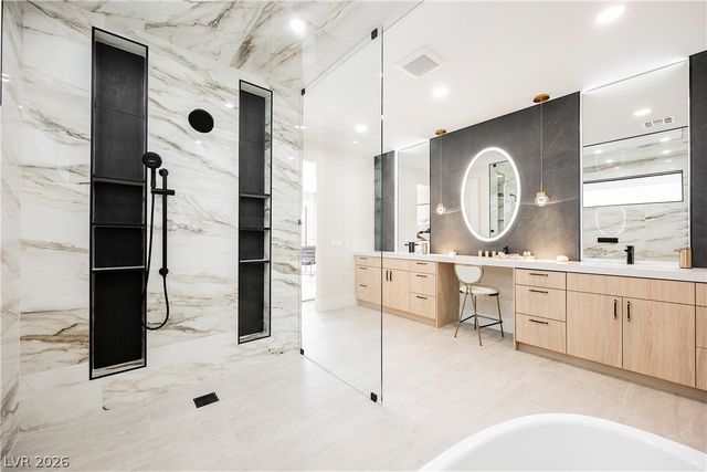 6055 Gabrielle Carol Court, Las Vegas, NV 89149