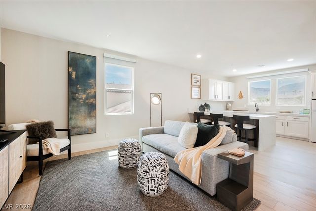 6055 Gabrielle Carol Court, Las Vegas, NV 89149