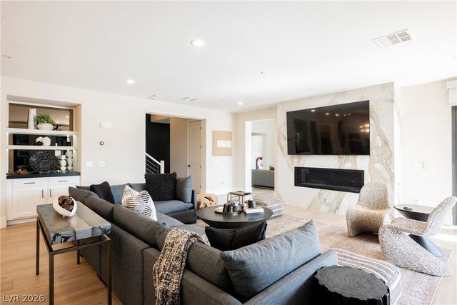 6055 Gabrielle Carol Court, Las Vegas, NV 89149