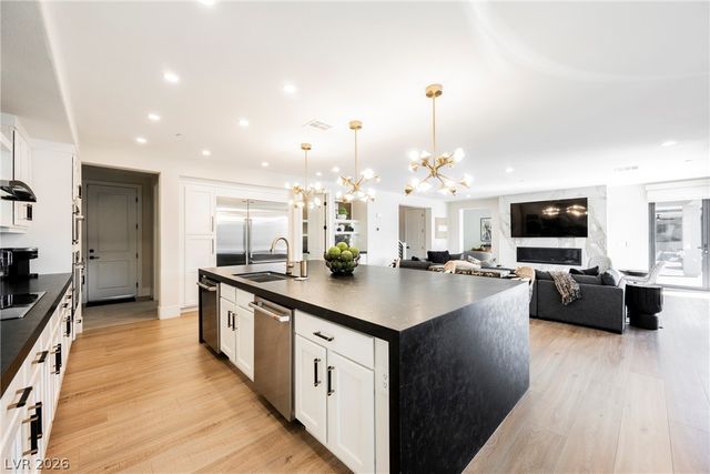 6055 Gabrielle Carol Court, Las Vegas, NV 89149