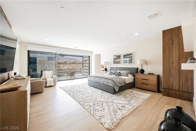 6055 Gabrielle Carol Court, Las Vegas, NV 89149