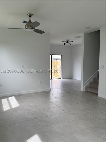 28532 SW 133rd Path, Homestead, FL 33033