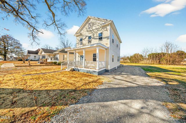 309 N Wilson Avenue, Dunn, NC 28334