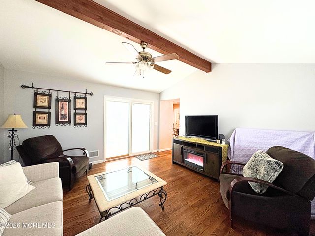 524 Pennsylvania Avenue, Brick, NJ 08724