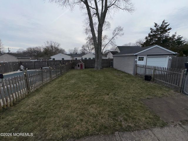 524 Pennsylvania Avenue, Brick, NJ 08724