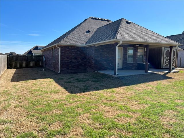 1708 Higgins Street, Pea Ridge, AR 72751
