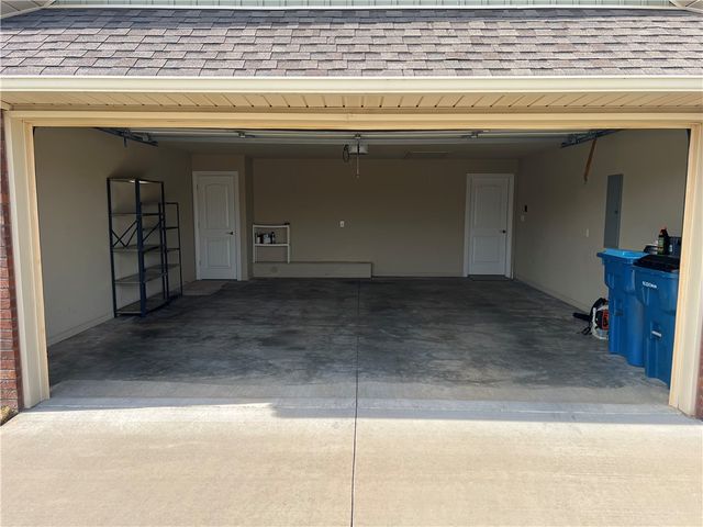 1708 Higgins Street, Pea Ridge, AR 72751