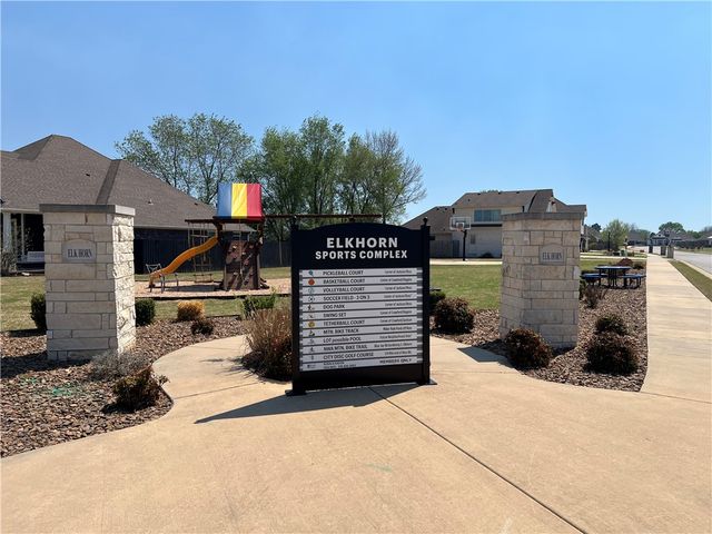 1708 Higgins Street, Pea Ridge, AR 72751