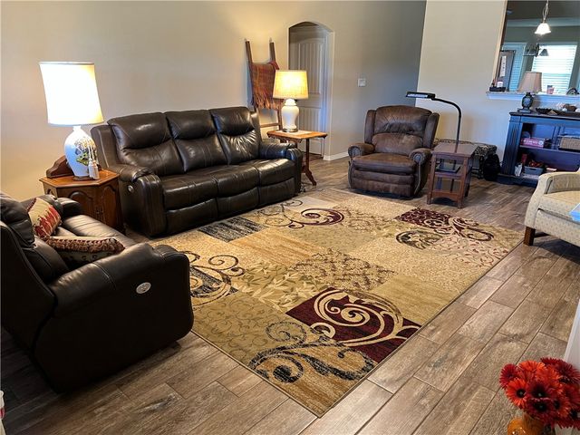 1708 Higgins Street, Pea Ridge, AR 72751
