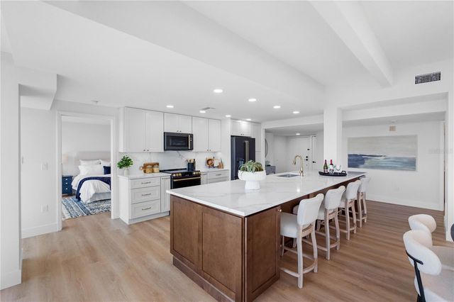 7600 BAYSHORE DRIVE 606, Treasure Island, FL 33706