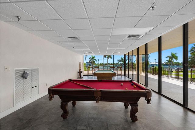 7600 BAYSHORE DRIVE 606, Treasure Island, FL 33706