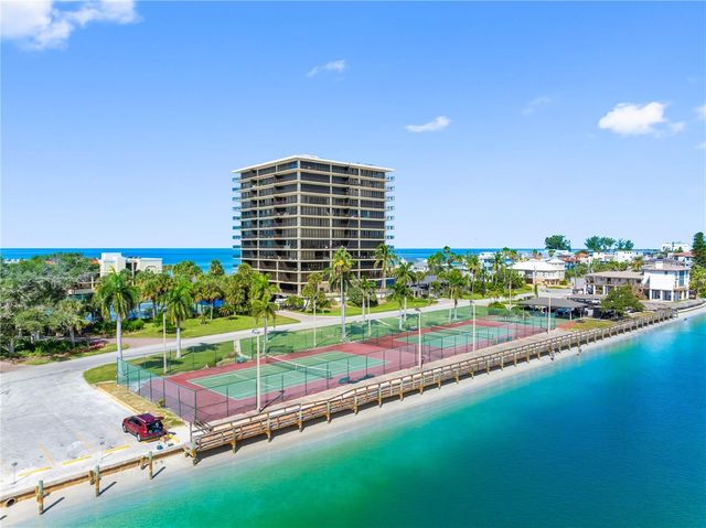 7600 BAYSHORE DRIVE 606, Treasure Island, FL 33706