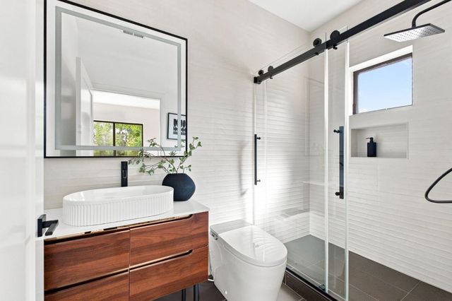 563 Encina Avenue, Menlo Park, CA 94025
