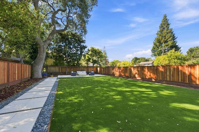 563 Encina Avenue, Menlo Park, CA 94025
