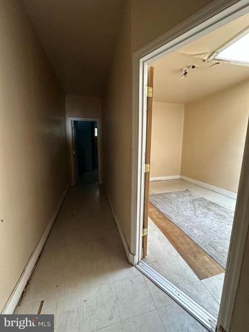 1402 LENOX AVE, Philadelphia, PA 19140