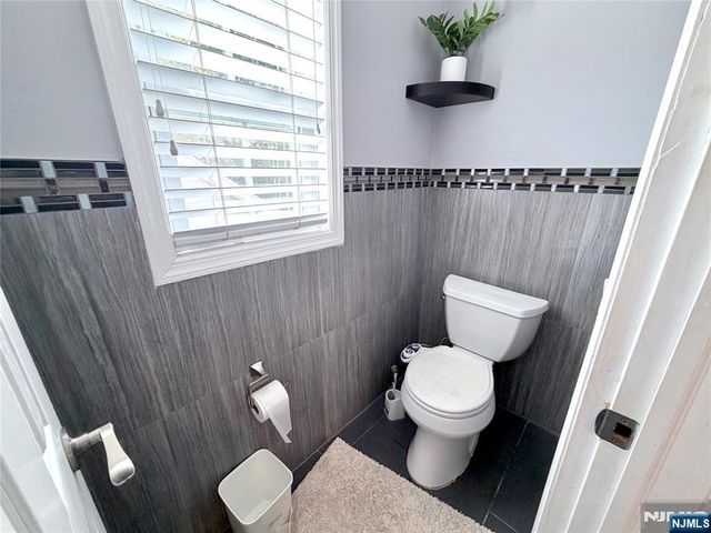 51 Fairview Avenue, Bogota, NJ 07603