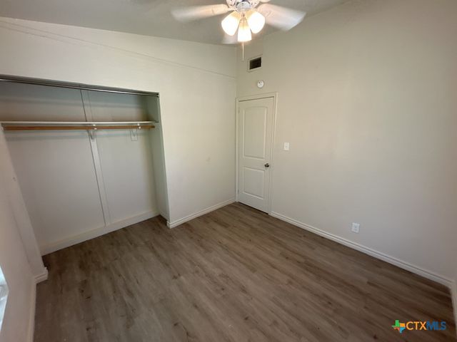 912 Southside Drive, Killeen, TX 76541