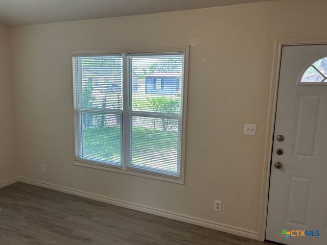 912 Southside Drive, Killeen, TX 76541