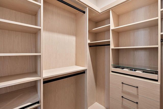 107 S Griswold Street, Northville, MI 48167