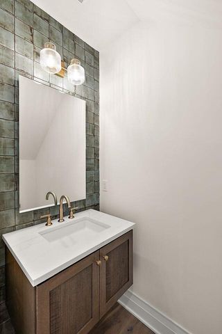 107 S Griswold Street, Northville, MI 48167