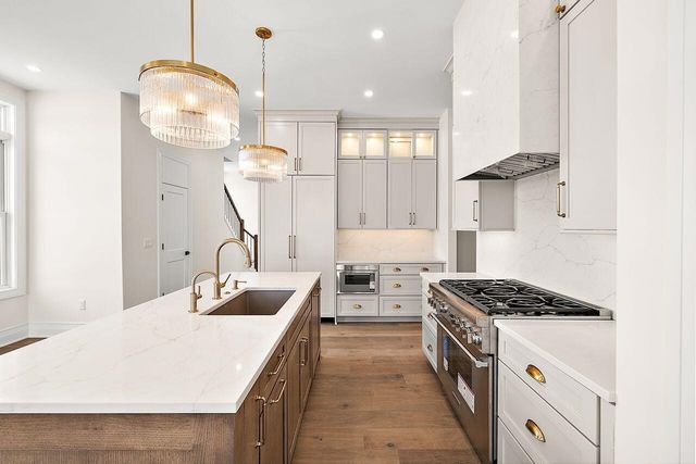 107 S Griswold Street, Northville, MI 48167