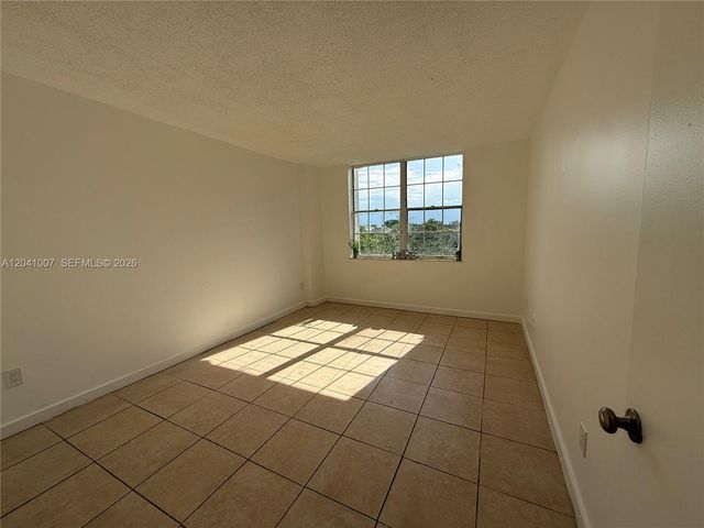 13455 NE 10th Avenue 410, North Miami, FL 33161