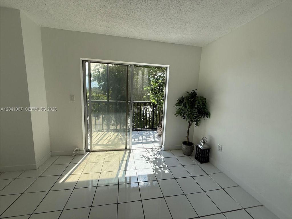13455 NE 10th Avenue 410, North Miami, FL 33161