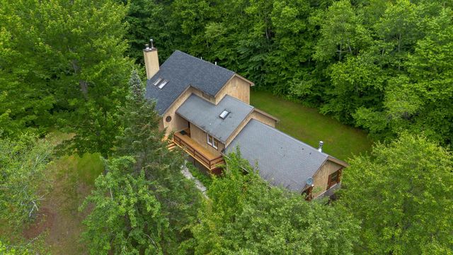 352 Edwins Pond Road, Rochester, VT 05767