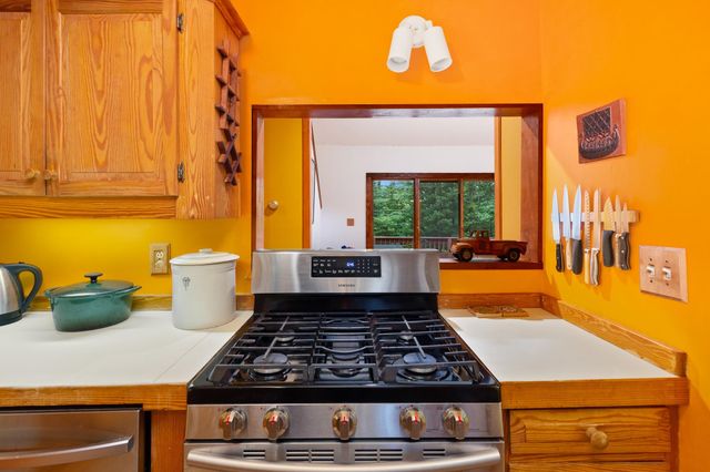 352 Edwins Pond Road, Rochester, VT 05767