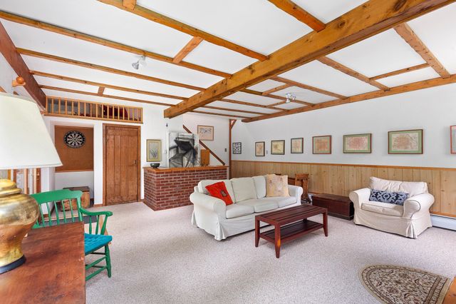 352 Edwins Pond Road, Rochester, VT 05767