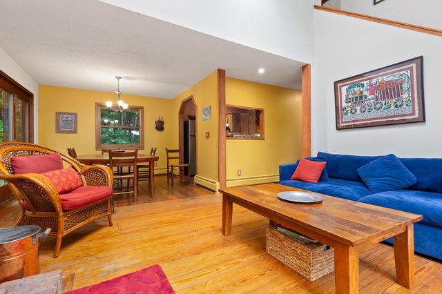 352 Edwins Pond Road, Rochester, VT 05767