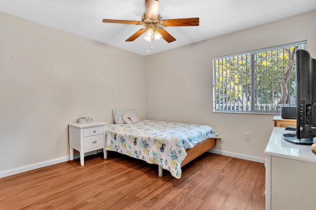 9537 Weldon Circle I213, Tamarac, FL 33321