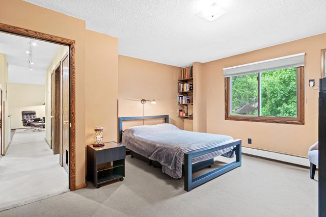4000 Foss Road 204, Saint Anthony, MN 55421